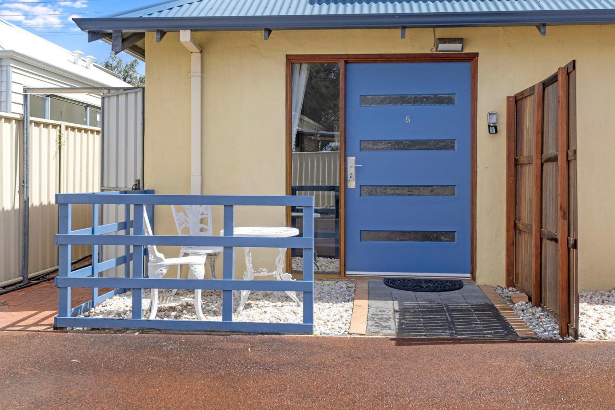 Observatory Guesthouse - Adults Only Busselton Exterior photo